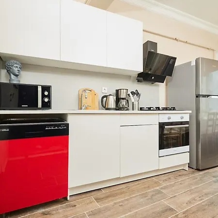 Апартаменты Stunning 3br 3bathroom 3ac Near Metro D3 Стамбул