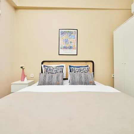 Stunning 3br 3bathroom 3ac Near Metro D3 شقة